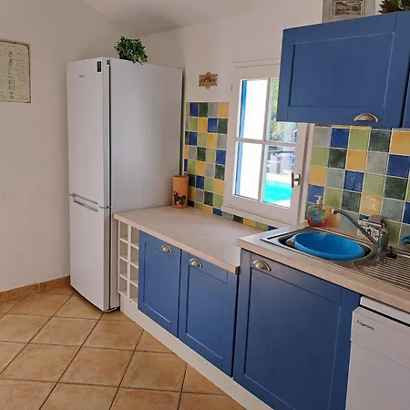 Maison Confortable Avec Piscine Privee, 3 Chambres, Proche Foret Et Plage. - Fr-1-323-542