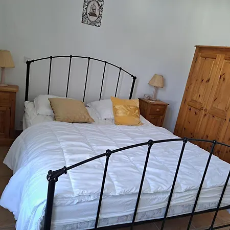 Holiday home Maison Confortable Avec Piscine Privee, 3 Chambres, Proche Foret Et Plage. - Fr-1-323-542